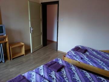 Фото номера Трехместный номер с общей ванной комнатой Гостевой дом Guest House Zora г. Белоградчик 3