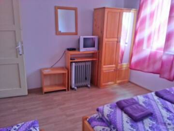 Фото номера Трехместный номер с общей ванной комнатой Гостевой дом Guest House Zora г. Белоградчик 8