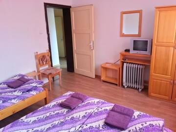 Фото номера Трехместный номер с общей ванной комнатой Гостевой дом Guest House Zora г. Белоградчик 9